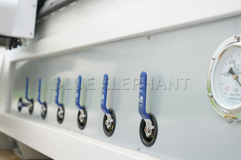 自動上下料無孔工藝開料機(jī)