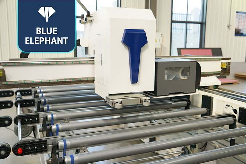 貼標(biāo)鉆切一體機(jī)